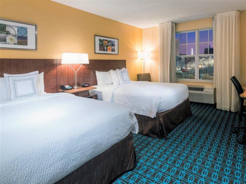 Fairfield Inn Kansas City Downtown/Union Hill Zewnętrze zdjęcie