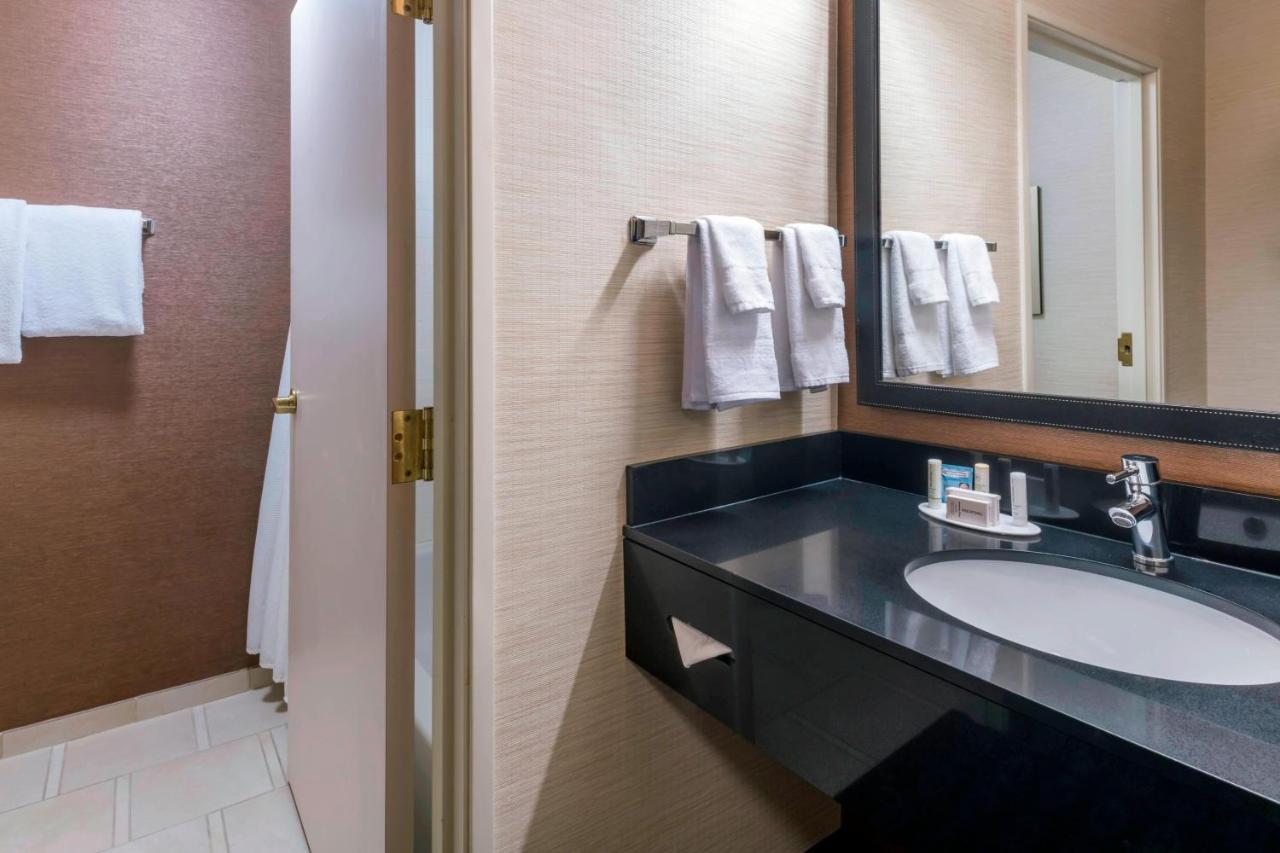 Fairfield Inn Kansas City Downtown/Union Hill Zewnętrze zdjęcie